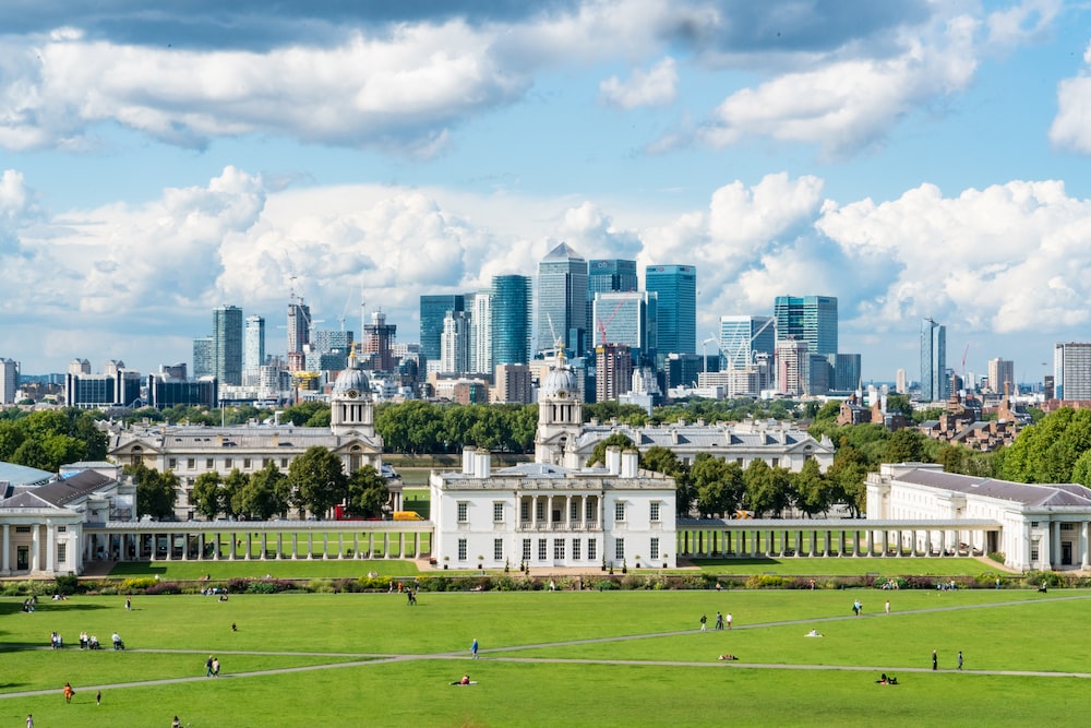 the Royal Observatory is the site of the Greenwich meridian line