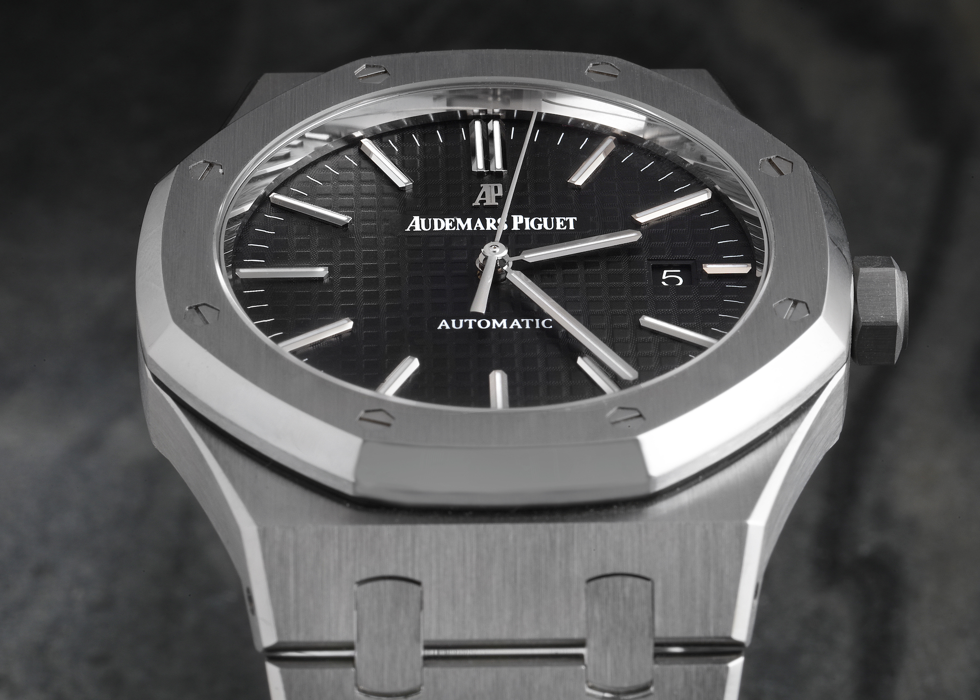 Audemars Piguet Royal Oak 41mm Automatic Mens Watch 15400ST