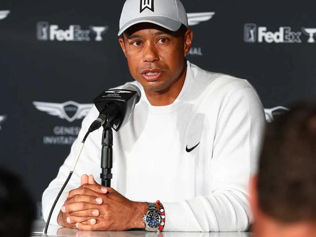 tiger woods for rolex seadweller