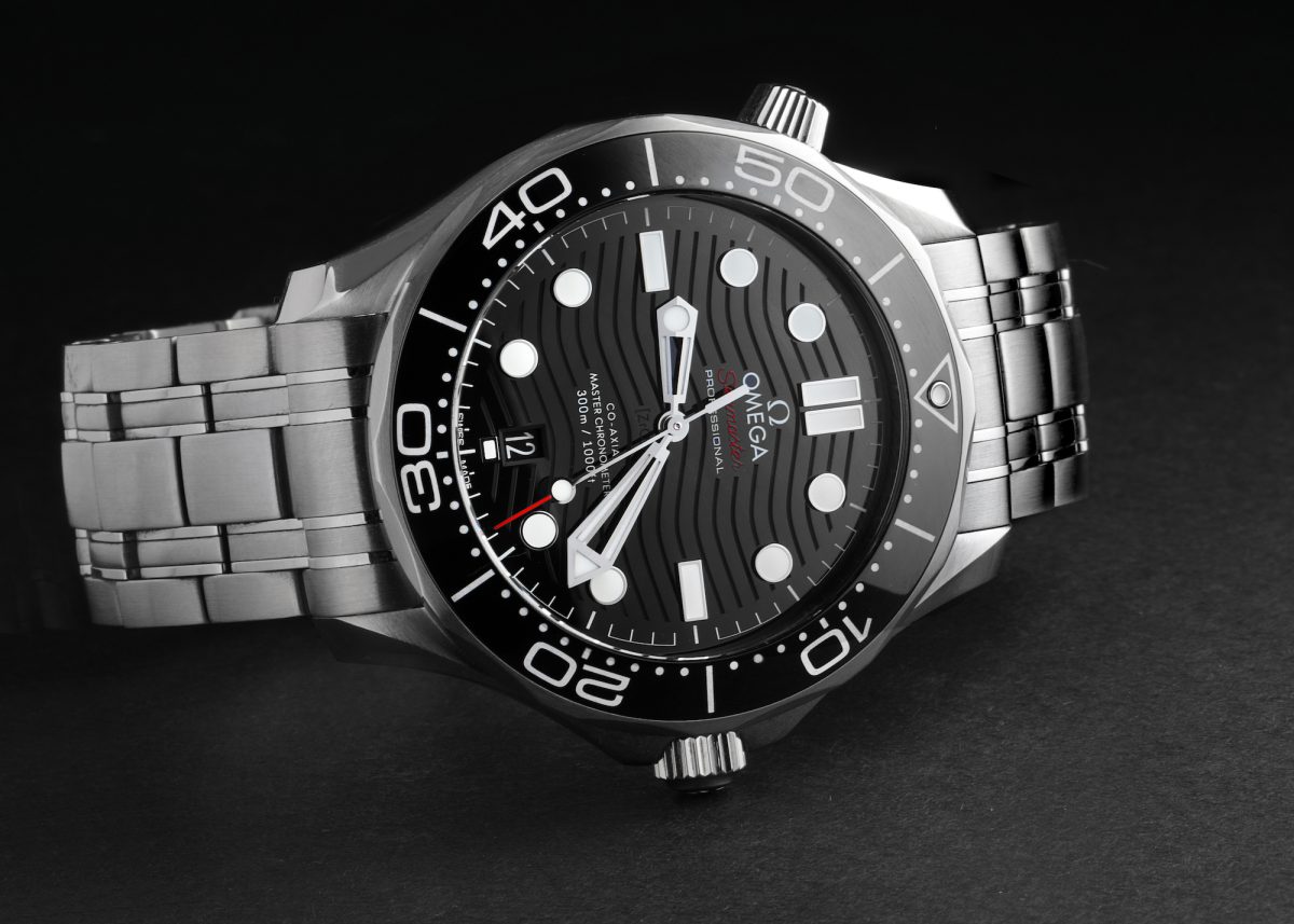 Omega Seamaster Diver Master Chronometer Watch 210.30.42.20.01.001
