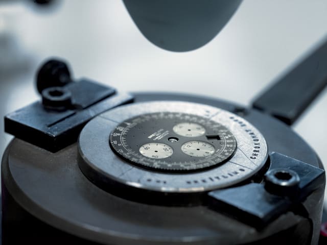 Making a Breitling watch dial