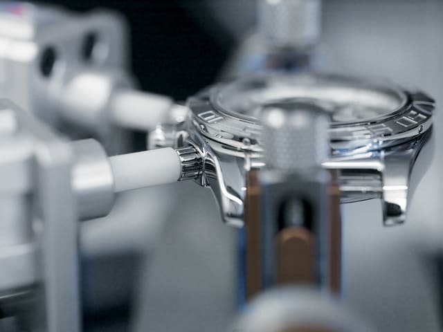 Research and development at the Breitling Chronométrie laboratory