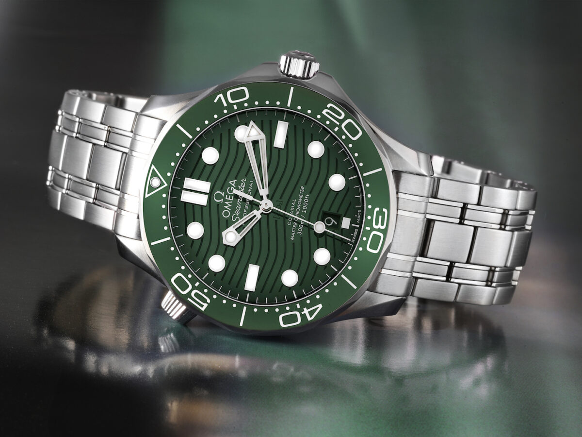 Best Green Dial Watches - Omega Seamaster 300M Green Dial Bezel