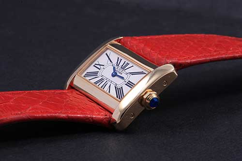 Photo of Cartier Tank Divan watch