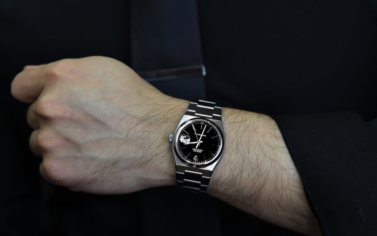 Rolex Oysterquartz Datejust Black Dial Vintage SteelMens Watch 17000