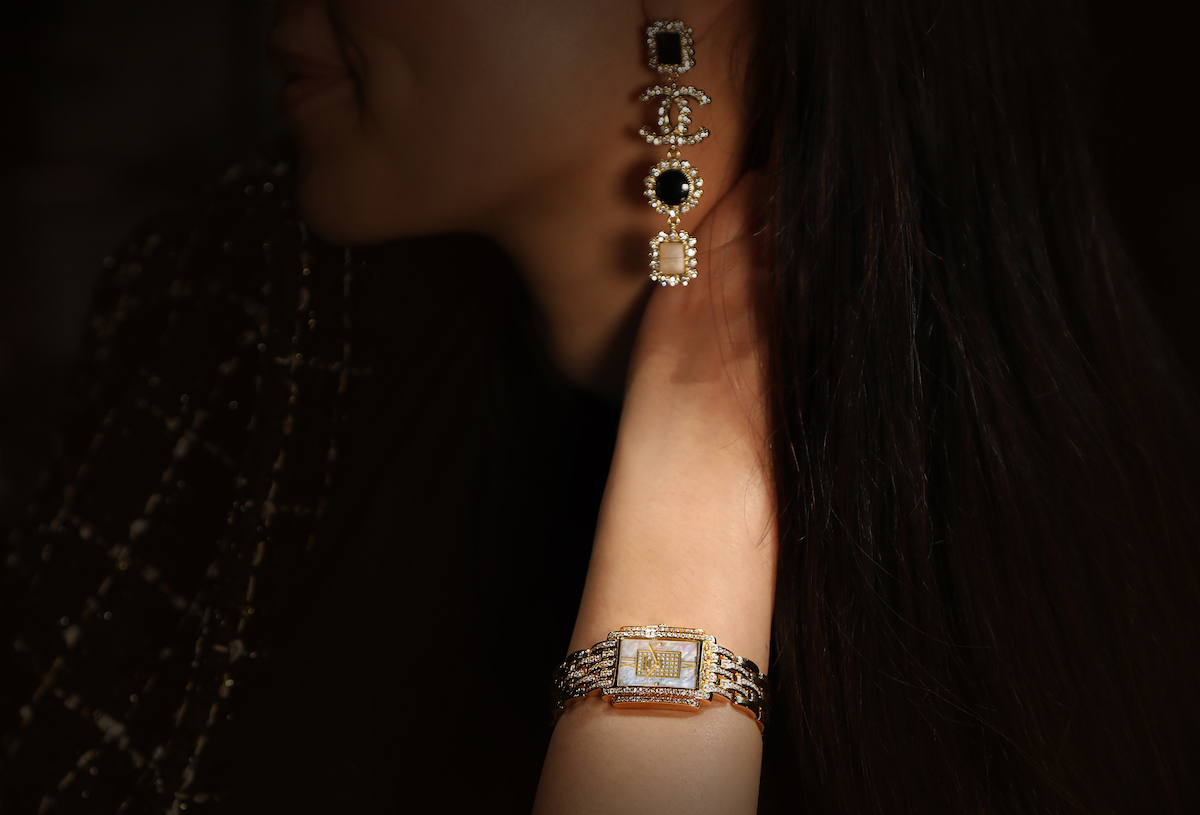 Patek Philippe Gondolo Yellow Gold Mother of Pearl Diamond Ladies Watch 4825