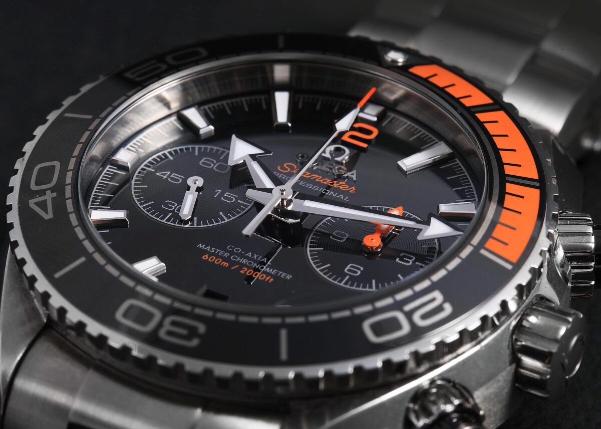 Omega Seamaster Planet Ocean Steel Mens Watch 215.30.46.51.01.002