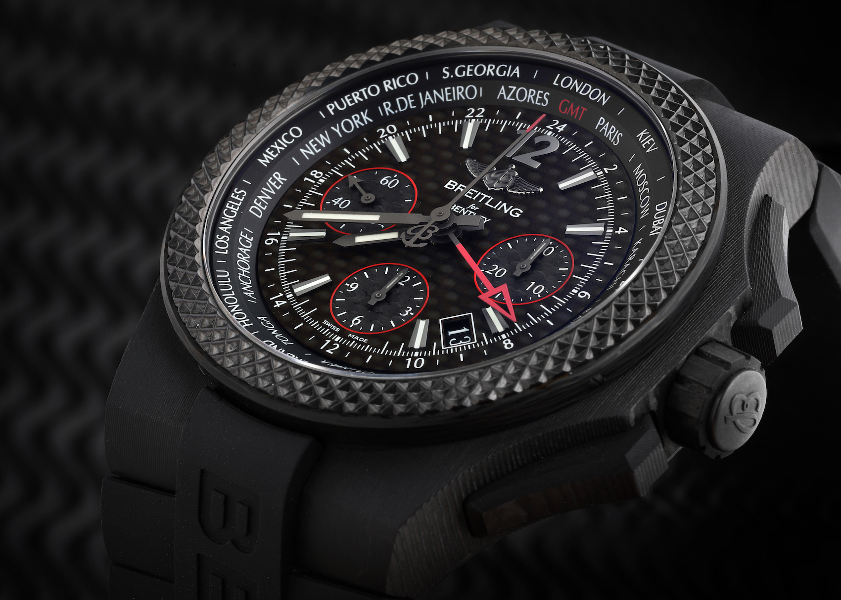 Breitling Bentley GMT B04 S Carbon Rubber Strap LE Mens Watch NB0434