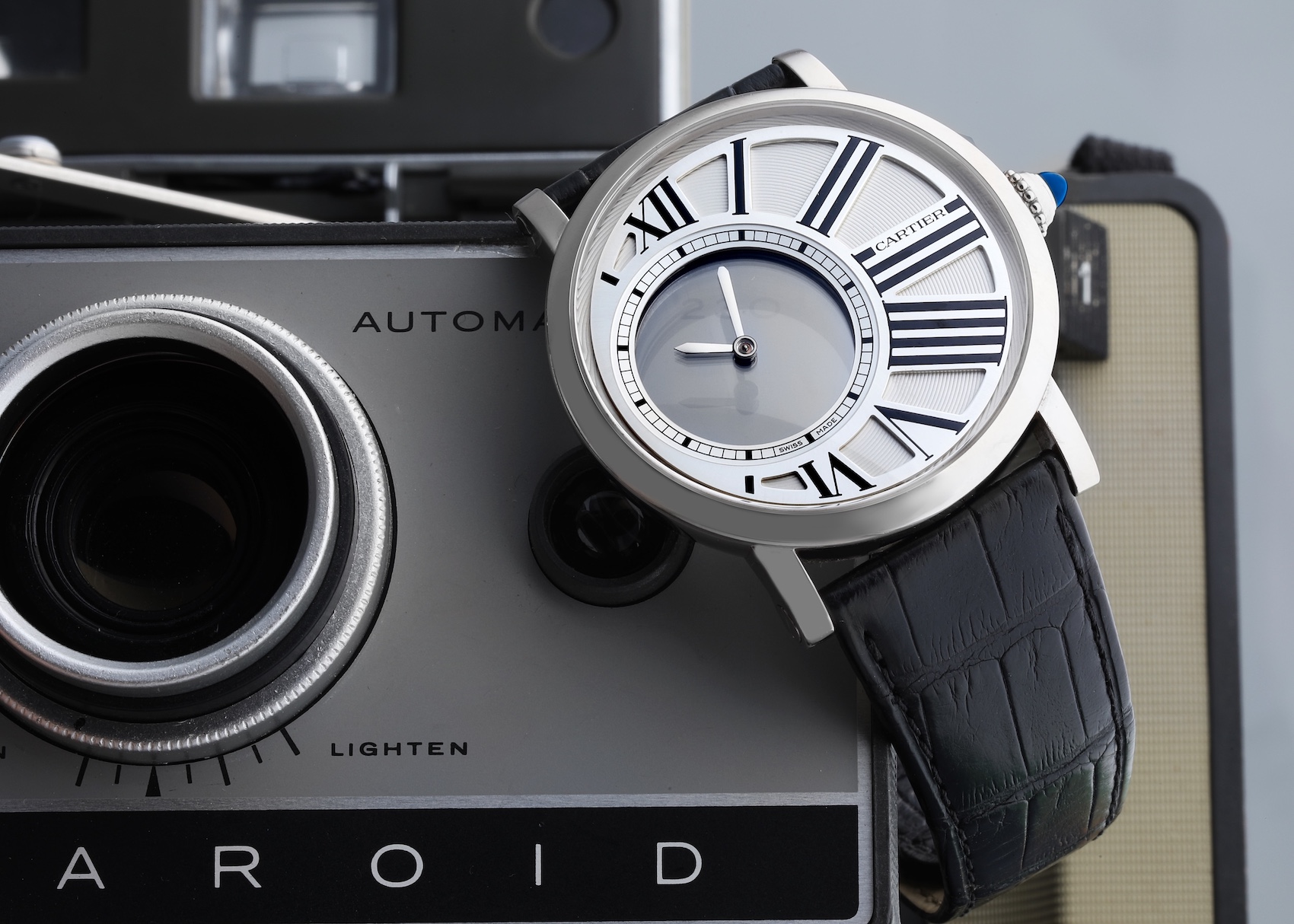 Cartier Rotonde Heure Mysterieuse White Gold Mens Watch W1556224