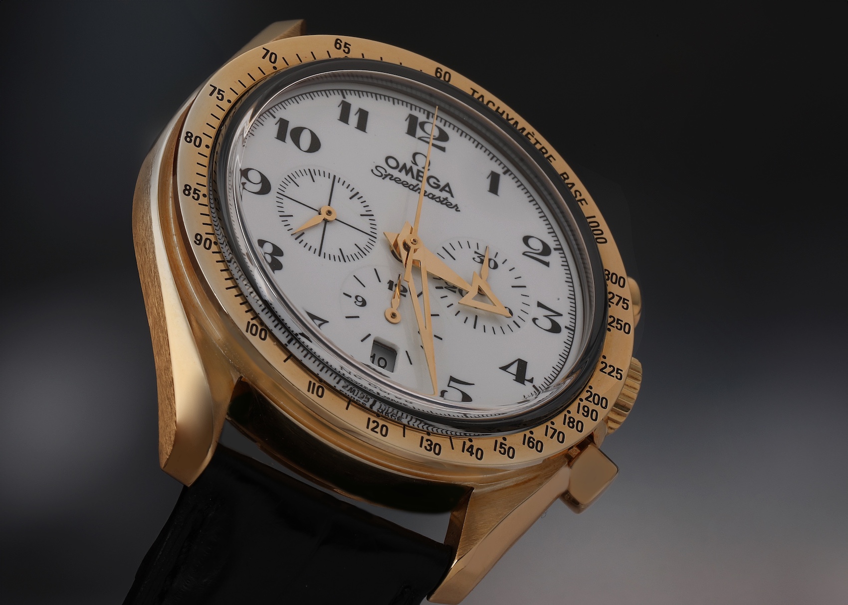 Omega Speedmaster Broad Arrow Enamel Limited Series Yellow Gold Mens Watch 3656.20.31