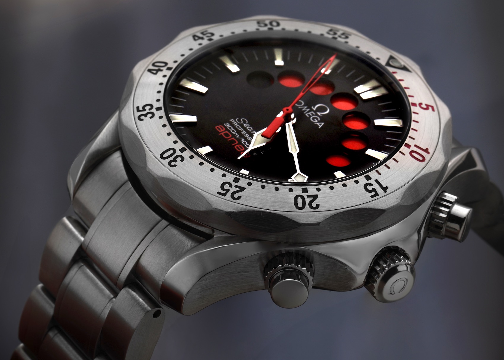 Omega Seamaster Apnea Jacques Mayol Black Dial Steel Mens Watch 2595.50.00