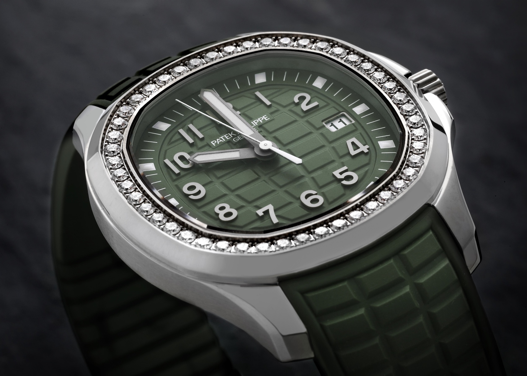 Patek Philippe Aquanaut Luce Steel Green Dial Diamond Mens Watch 5267