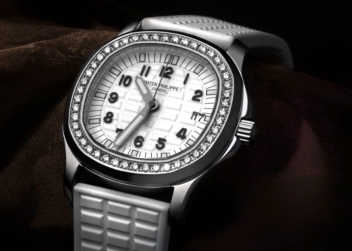 Forget Flowers: 10 Heirloom-Quality Luxury Watch Gifts That Define Valentine’s Day 2026