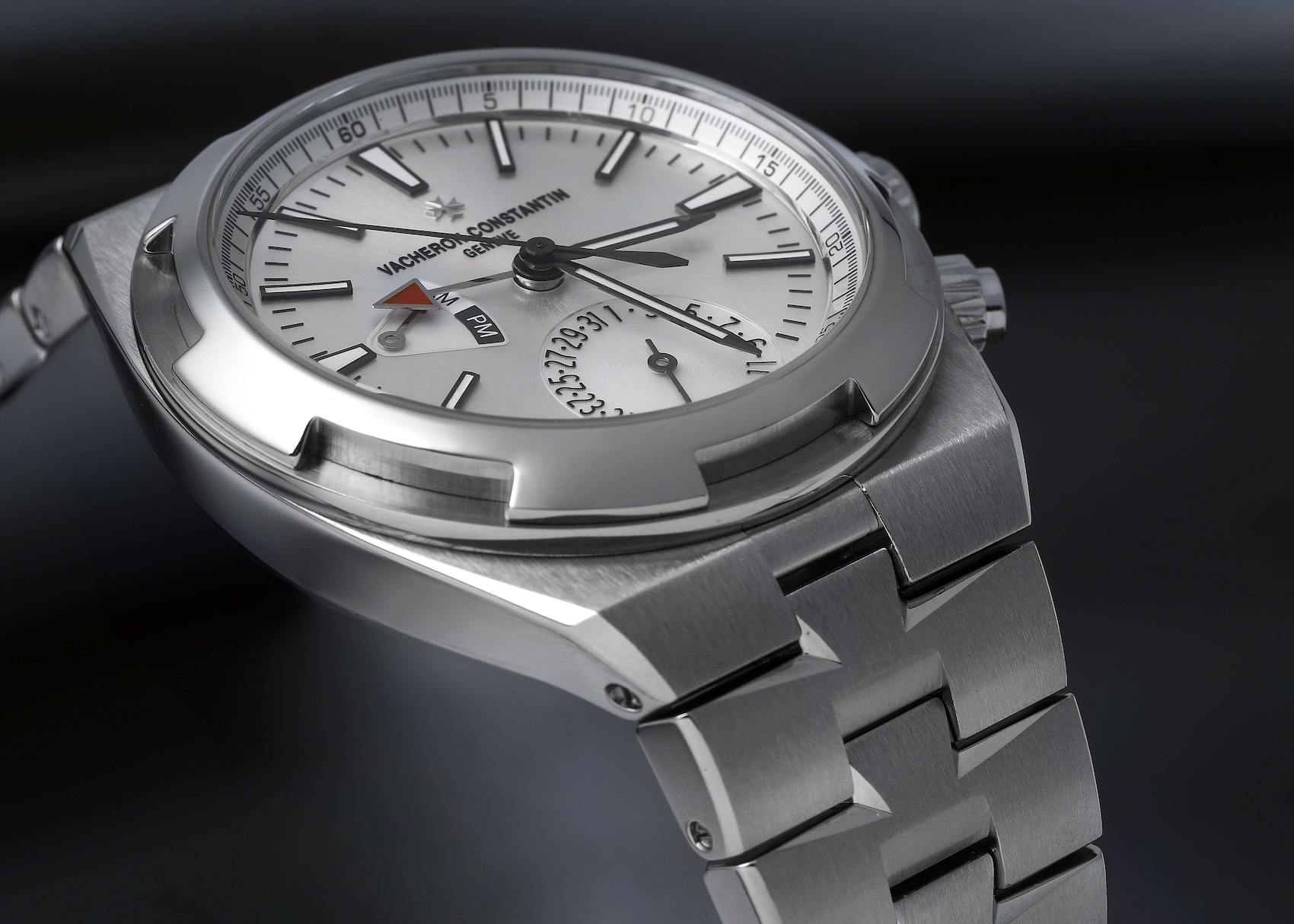  Vacheron Constantin Overseas Dual Time with silver dial, representing the brand's 270-year history.