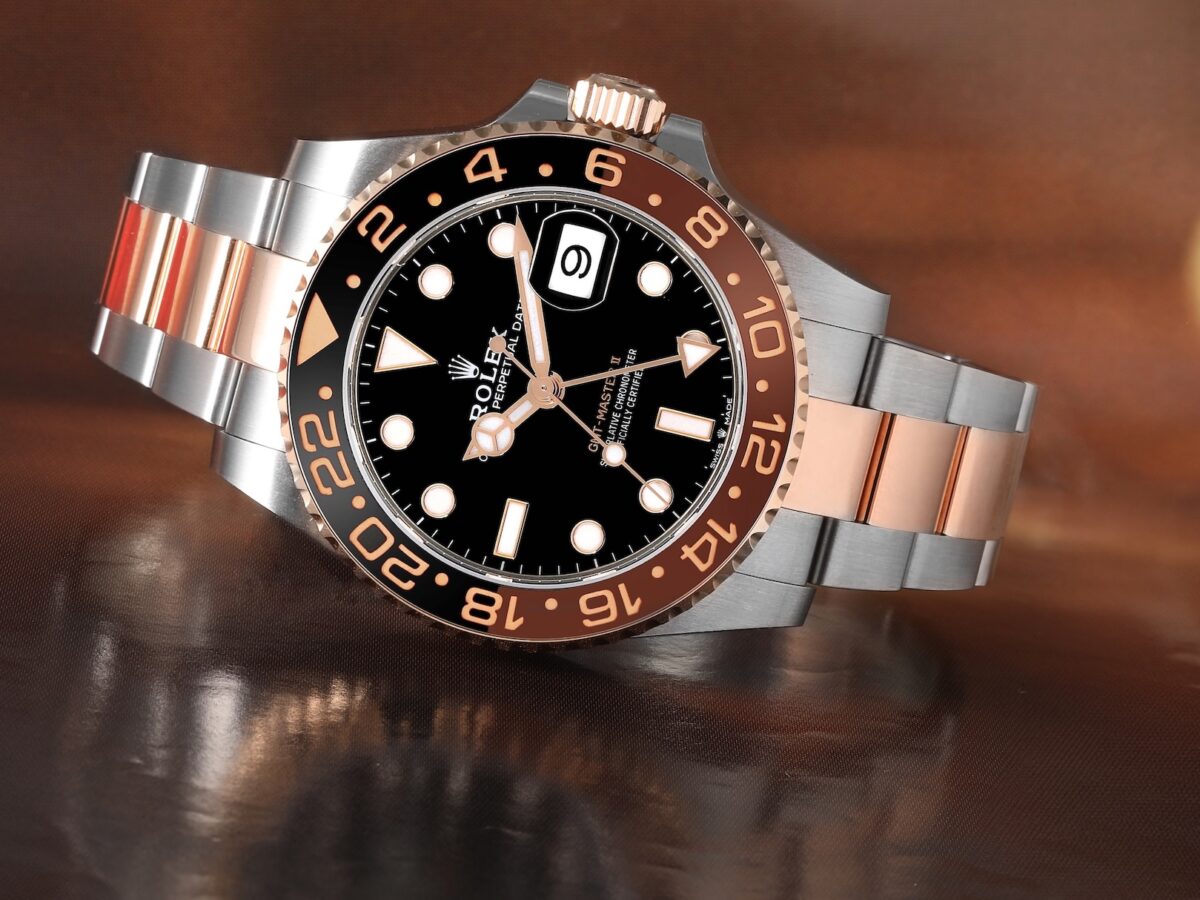 A clean, full view of the modern Rolex GMT-Master II Root Beer reference 126711CHNR in two-tone Everose Rolesor and steel