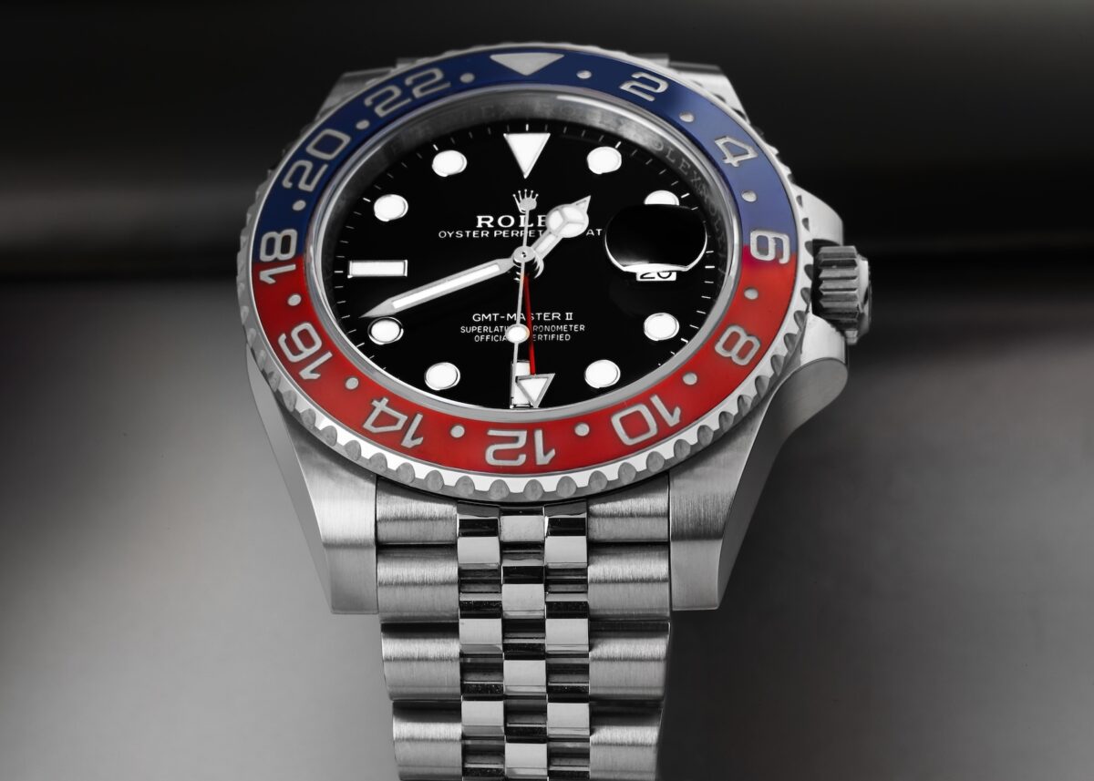 Buying a Discontinued Rolex: What to Know About Counterfeit Risk