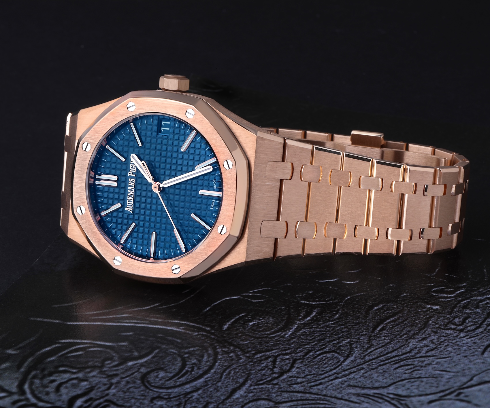 Audemars Piguet Royal Oak 15510OR in 18k pink gold with a Bleu Nuit, Nuage 50 Grande Tapisserie dial.