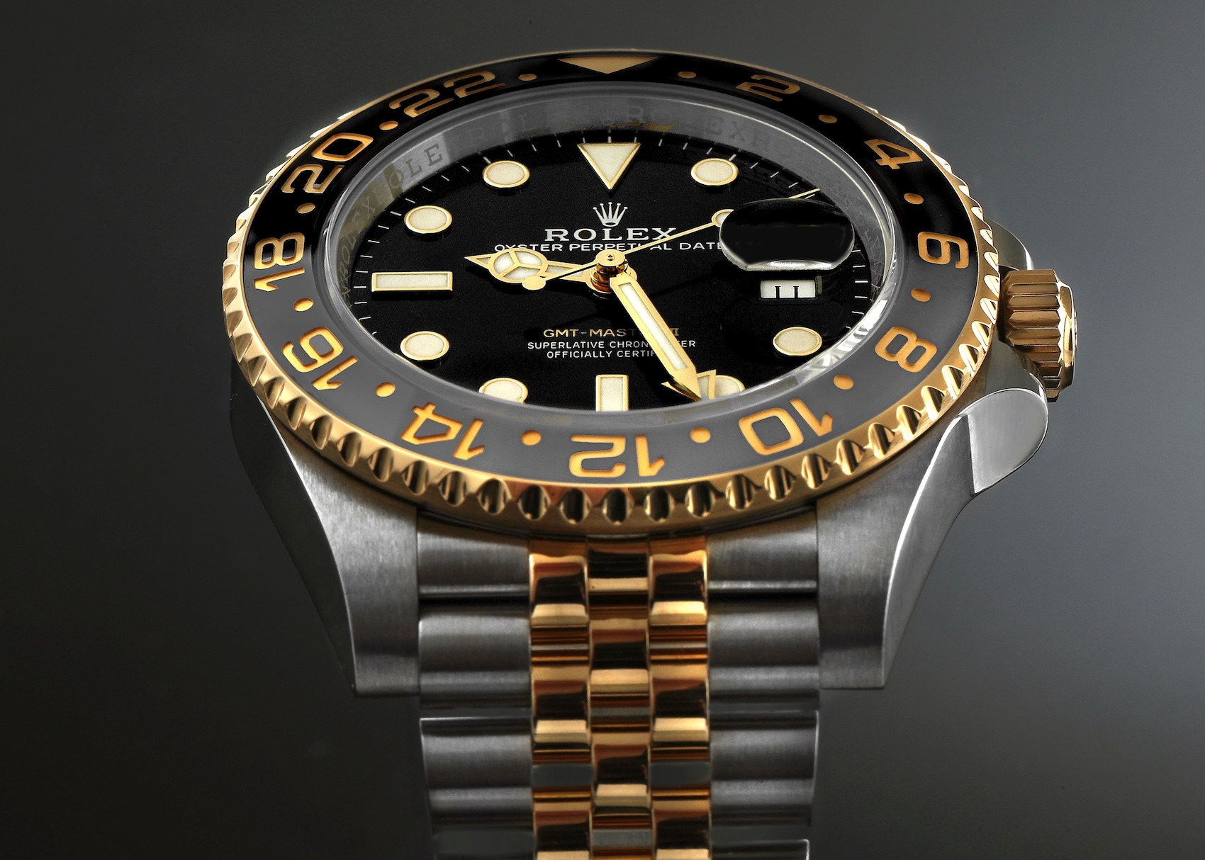 Two-tone Rolex GMT-Master II Zombie Ref. 126713GRNR in Oystersteel and 18k yellow gold with a grey and black bezel on a Jubilee bracelet